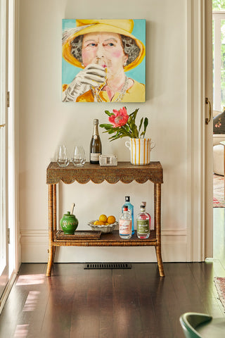 Scalloped Reception Table